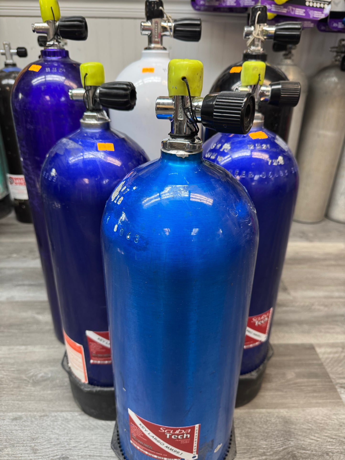 Used Alum. 63 cu.ft.